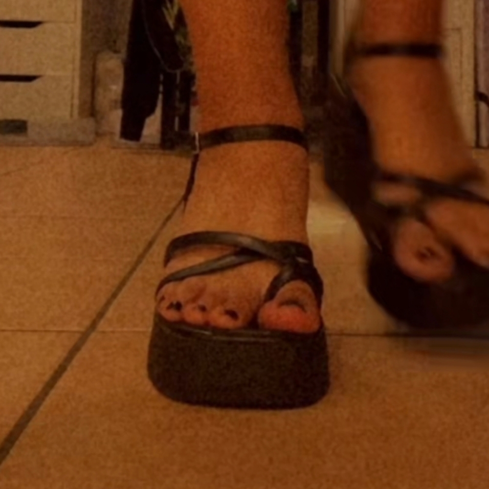 Steve Madden Black Strappy Wedge Sandals - Picture 7 of 7